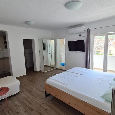 Apartmani Mlinar - Studio Apartment Grebaštica Kültér fotó